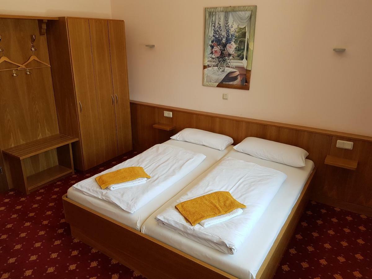 Hotel - Restaurant Sophienaue Эйзенах Экстерьер фото